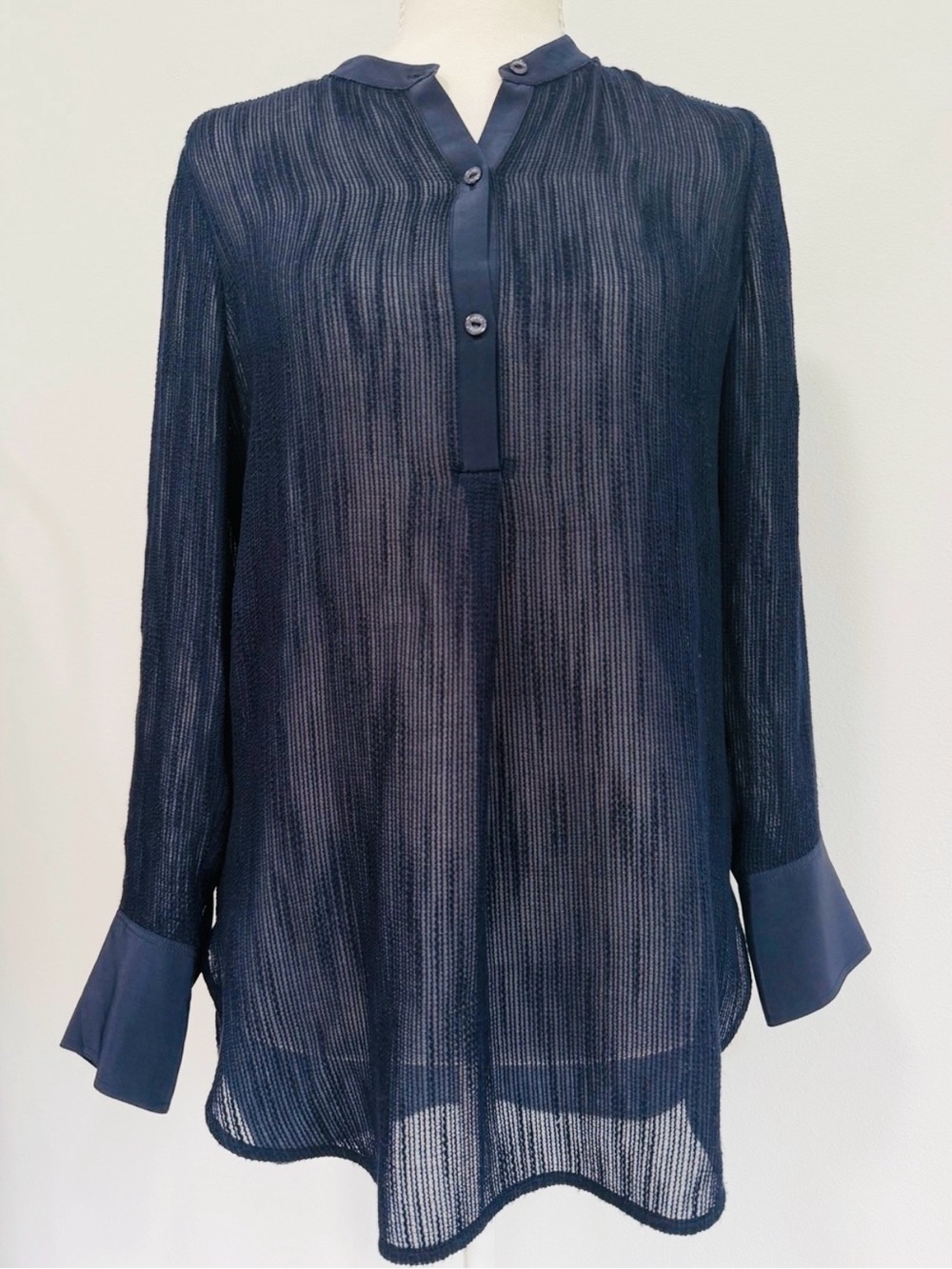 Vince Silk Blend Navy Sheer Blouse Minimalist Luxury Tunic Top Size 4